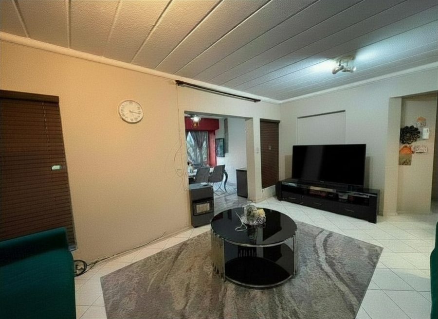 3 Bedroom Property for Sale in Vaalpark Free State